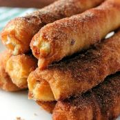 Crescent Cheesecake Roll-Ups